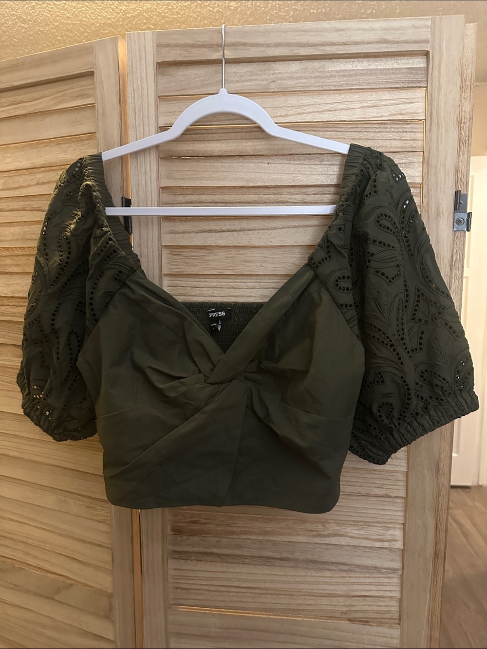 Express Olive Eyelet Puff-Sleeve Twist Crop Top